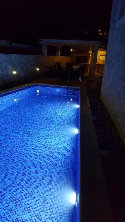 Apartments Rustic 比奥格勒·纳·莫鲁 外观 照片
